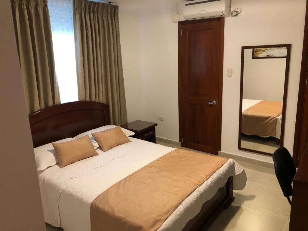 Colon Plaza Hotel Tumaco Exterior foto